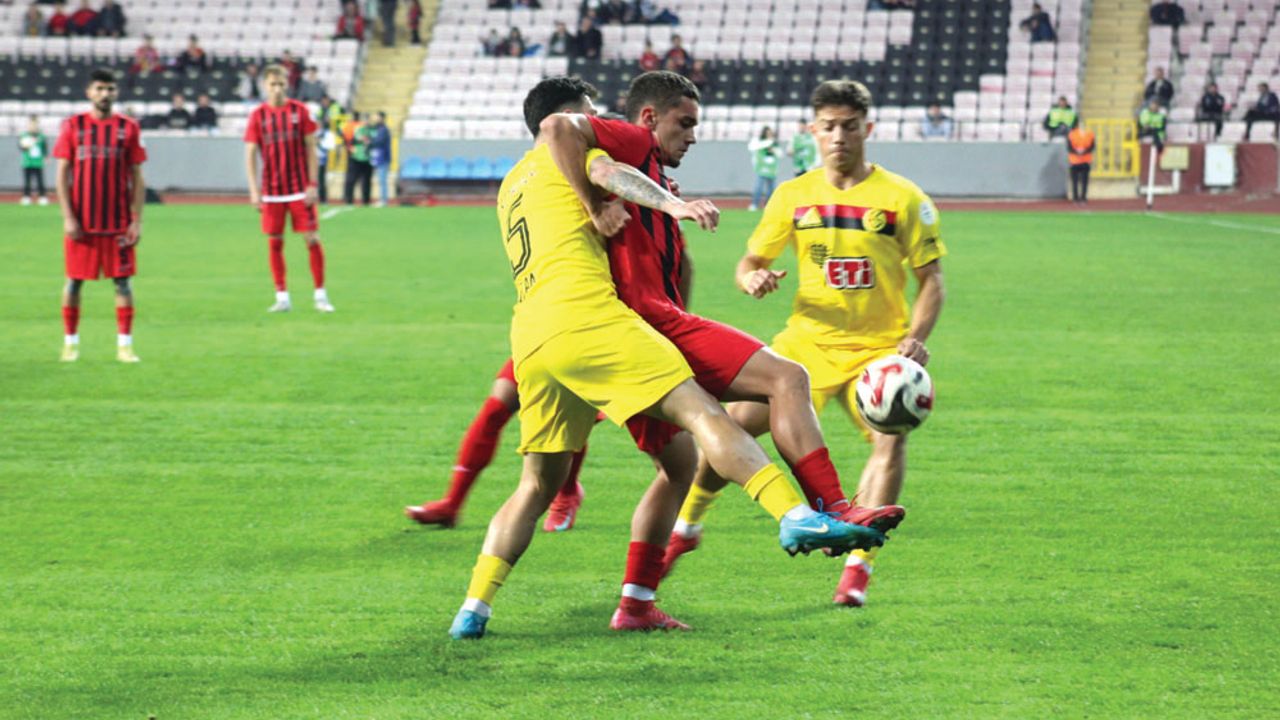 İDMAN YURDU PUANI KAPTI