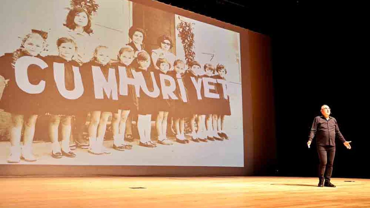 “CUMHURİYETE GİDEN YOL” BÜYÜK İLGİ GÖRDÜ