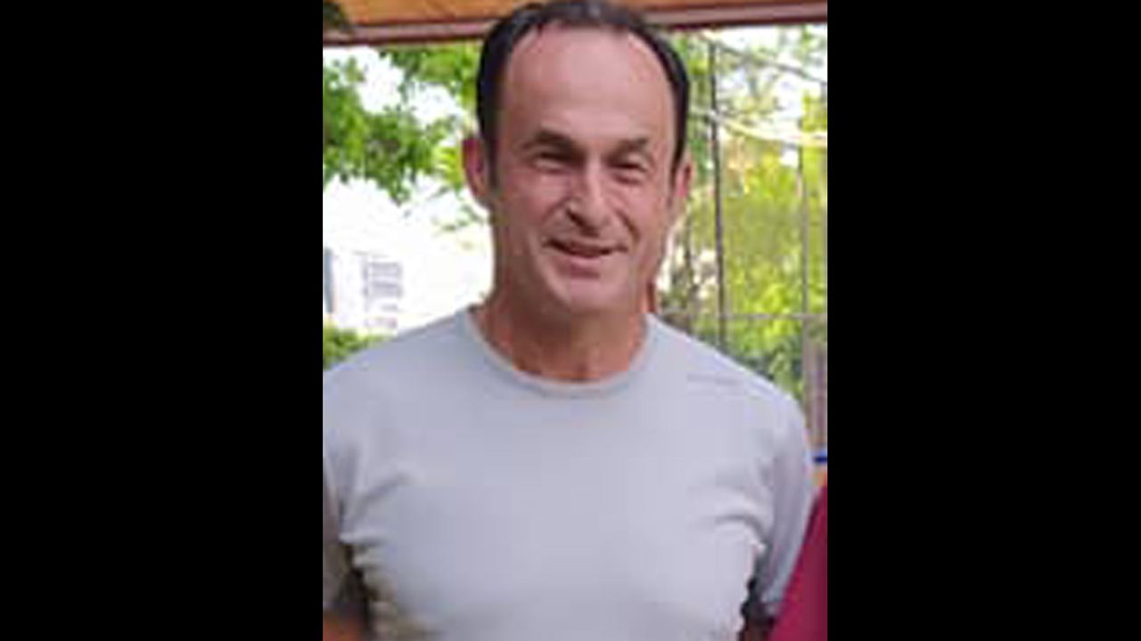 PROFESÖR KALBİNE YENİLDİ