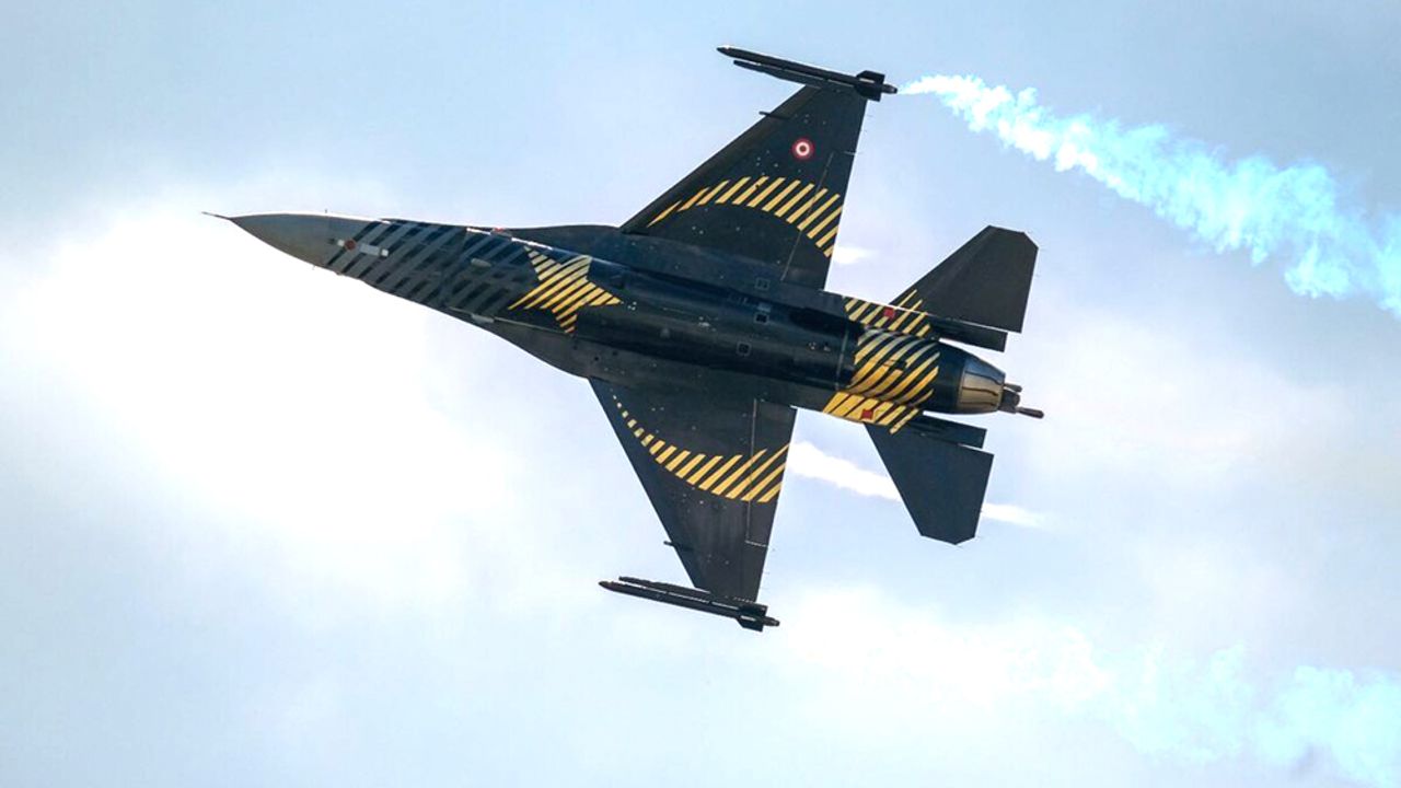 CUMHURİYET COŞKUSU GÖKLERE TAŞINACAK