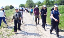 DOĞA YÜRÜYÜŞÜ İLE  GÖÇE DİKKAT ÇEKTİLER