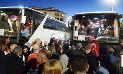 DENİZLİ’NİN İLK HAC KAFİLESİ  DUALARLA UĞURLANDI