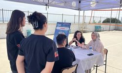 ÖĞRENCİLER MESLEKLERİ ÖĞRENİYOR