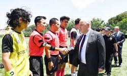 MAHALLEMDE MAÇ TURNUVASI'NDA FİNALİSLER BELİRLENDİ