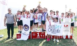 MİNİK ATLETLER FIRTINA GİBİ ESTİ