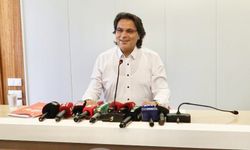 CHP İL BAŞKANI VERDİ VERİŞTİRDİ
