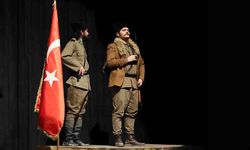 “KUVAYİ MİLLİYE DESTANI” İZLEYENLERİ DUYGULANDIRDI