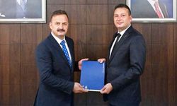 ANAHTAR PARTİ KARIŞTI