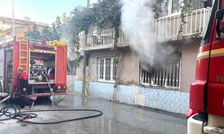 GİRİŞ KATINDA BAŞLADI, EVİ KÜLE ÇEVİRDİ