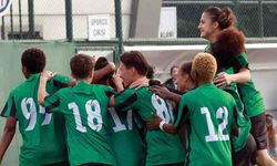 DENİZLİ’NİN KIZLARI DUDULLU’YA ACIMADI