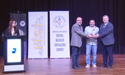 AHMET ŞERİF İZGÖREN PAÜ’YE KONUK OLDU