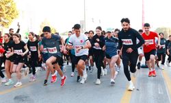 GENÇLER ATA’SI İÇİN KOŞTU