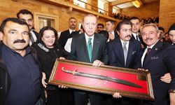 SERİNHİSAR’DAN CUMHURBAŞKANI ERDOĞAN’A YATAĞAN KILICI