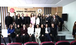 BAŞKAN KEPENEK GENÇLERLE BULUŞTU