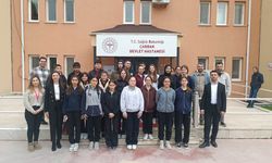 ÖĞRENCİLERDEN HASTANE ZİYARETİ