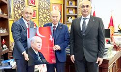 ALİ KESKİN’DEN BAHÇELİ’YE ANLAMLI HEDİYE