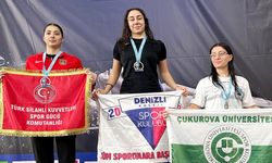 HAVUZDA MADALYA YAĞMURU