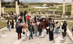 GENÇLER LAODİKYA ANTİK KENTİ’Nİ ZİYARET ETTİ