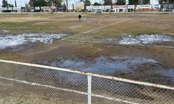 BOZUK SAHA ZEMİNİ MAÇI ERTELETTİ