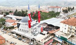 BEYAĞAÇ ÇARŞI CAMİİ İBADETE AÇILDI
