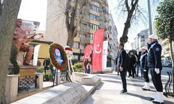 USTA SANATÇI ÖZAY GÖNLÜM TÖRENLE ANILDI