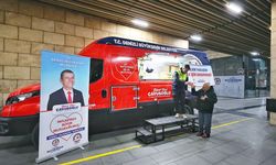 MOBİL İKRAM ARAÇLAR YOLCULAR İÇİN GÖREVDE