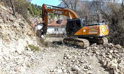 ENGELLİ VATANDAŞ İÇİN YOL YAPILIYOR