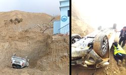 BULDAN’DA KONTROLDEN ÇIKAN OTOMOBİL DESKİ ÇUKURUNA DÜŞTÜ