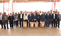 DENİZLİ İL TARIM VE ORMAN MÜDÜRLÜĞÜ’NDEN ÇİFTÇİYE AYÇİÇEĞİ DESTEĞİ