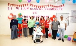 PAÜ HASTANELERİ ÇOCUK SERVİSİNDE 23 NİSAN ŞENLİĞİ