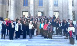 CHP’NİN TÜM İL BAŞKANLARI OPERASYONLARA TEPKİ GÖSTERDİ: TESLİM OLMAYACAĞIZ!