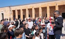BÜYÜKŞEHİR İLÇELERDE YAŞAYAN ÇOCUKLARI ANITKABİR’E GÖTÜRDÜ