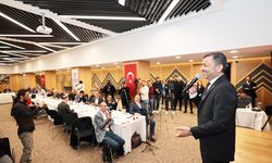 ÇAVUŞOĞLU’NDAN SİTEM DOLU ÇAĞRI: GELİN, KİMSEYİ YEMEM!