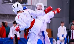 KARATENİN YILDIZLARI DENİZLİ’DE PARLADI