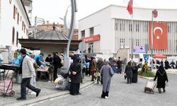 EVLENECEK GENÇLER İÇİN HAYIR ÇARŞISI