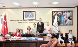 ÇOCUKLARDAN MESAJ: CUMHURİYET BİZE EMANET