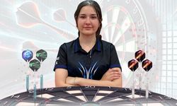 MİLLİ DARTÇI ELİF SLOVAKYA YOLCUSU