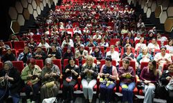 GELECEKLERİNİ ÖRECEKLER