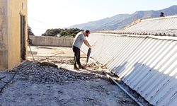 BULDAN BELEDİYESİ HİZMET BİNASI YILLARDIR AKIYORMUŞ!