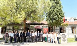 MÜZE EMEKTARLARIYLA GEÇMİŞE YOLCULUK: HAFIZADAN MÜZEYE