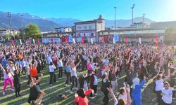 KADINLARIN RİTMİ DENİZLİ’YE ENERJİ KATTI