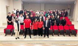 DENİZLİ’NİN MİLLİ GURURLARI GENÇLERLE BULUŞTU