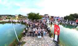 PAMUKKALE’DE ANNELER GÜNÜ COŞKUSU