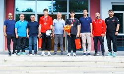 AVRUPA ÜÇÜNCÜSÜ GÜREŞÇİLERDEN ZİYARET
