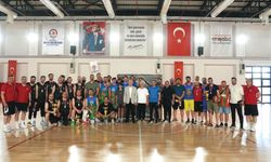 ZİRVENİN SAHİBİ EFENDİLER