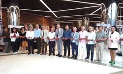 EL EMEĞİ ELBİSELER GÖRÜCÜYE ÇIKTI