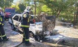 OTOMOBİL ALEVLERE TESLİM OLDU