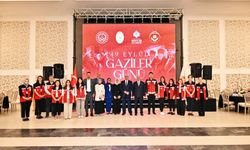 “BU ÜLKE VARLIĞINI KAHRAMANLARA BORÇLU”