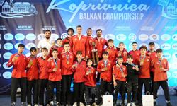 MİNDERDE DENİZLİ FIRTINASI