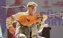 BÜLENT ORTAÇGİL COŞTURDU